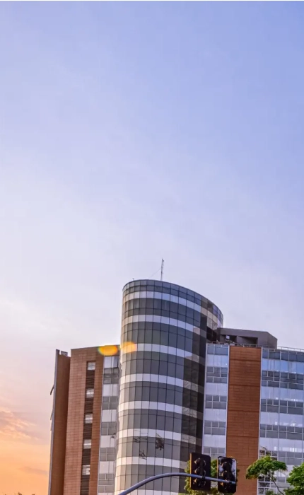 Doutor e Coordenador no Einstein Hospital Israelita